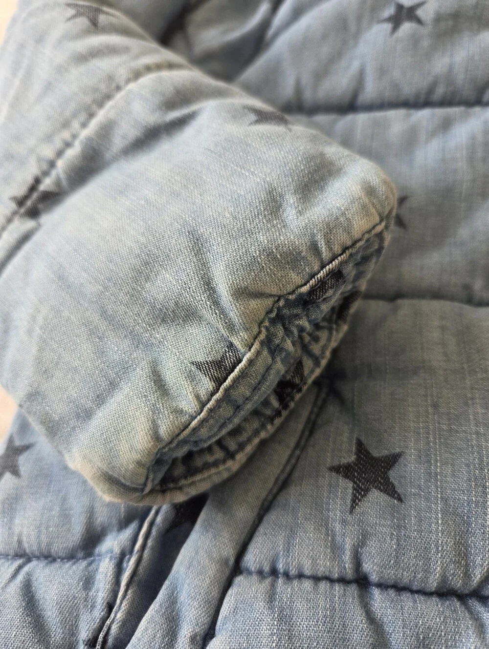 Gap Denim Puffer Jacket Kids Size 4yrs Blue Stars Outdoor Cozy Fall Winter